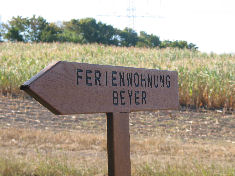 Hinweisschild - Bauernhof Beyer, Oberscheinfeld-Stierh�fstetten, Naturpark Steigerwald